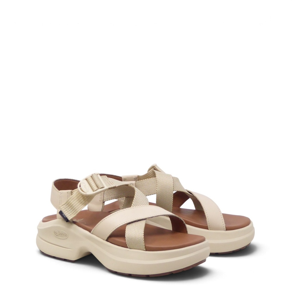 NEW Chaco Women Cushform Sport Sandals Beige Platform Strappy Buckle Size 8
